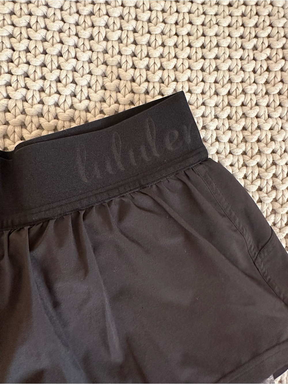 RARE Lululemon Black Layered Running Shorts with Built-In Gray Liner - Picture 2 of 4